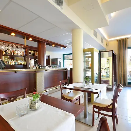 Hotel Hanseatic - Adults Only 3* Колобжег